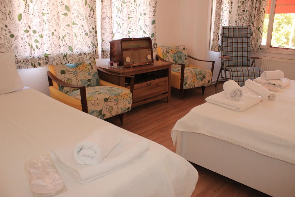 Efharisto Hotel Bozcaada Extérieur photo