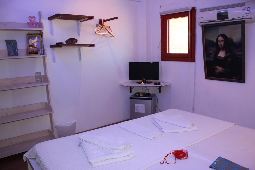 Efharisto Hotel Bozcaada Extérieur photo